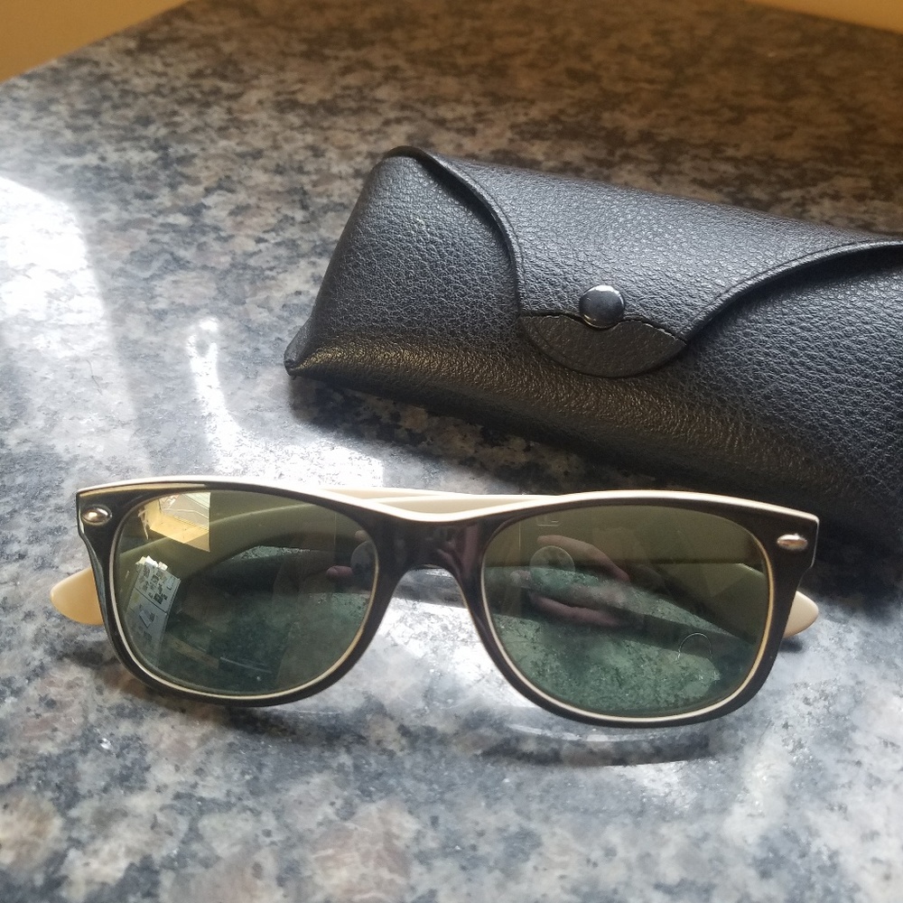 Ray-ban Wayfarer Sunglasses